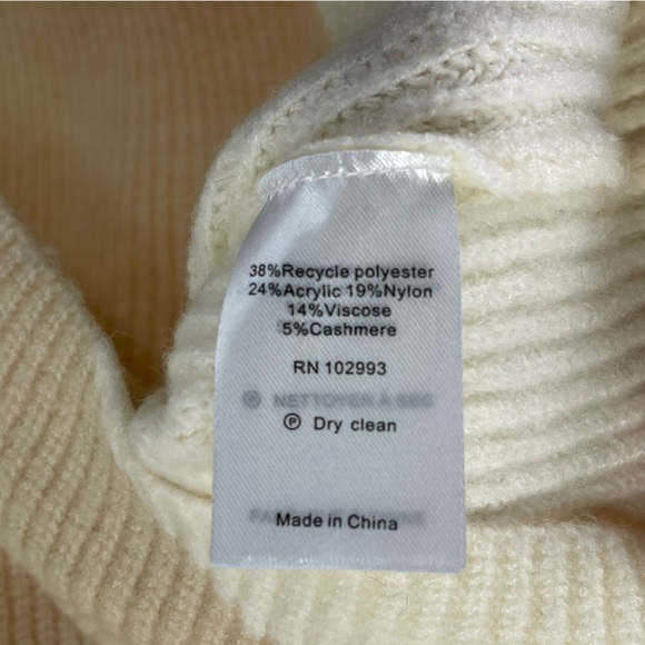 NWOT Derek Lam Collective RTR Design Collective Two Tone Sweater in Off-White - Picture 4 of 5